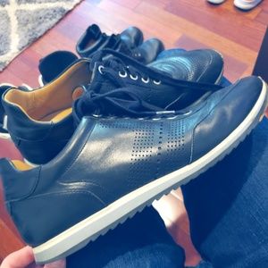 $325 Magnanni Pueblo Leather Sneaker